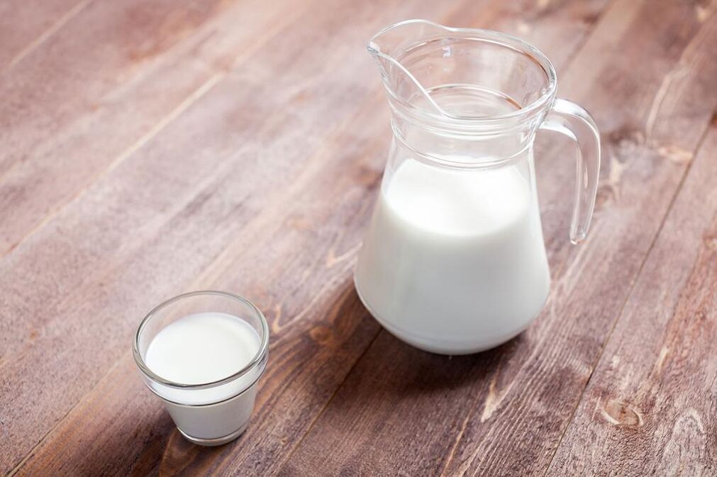 The diet menu for stomach ulcers includes low-fat milk